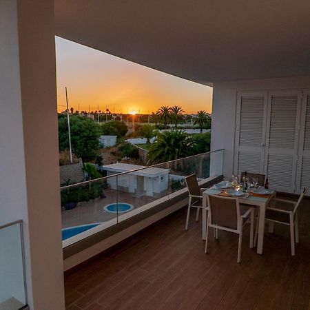 Sunset Condominium Lagos Eksteriør billede